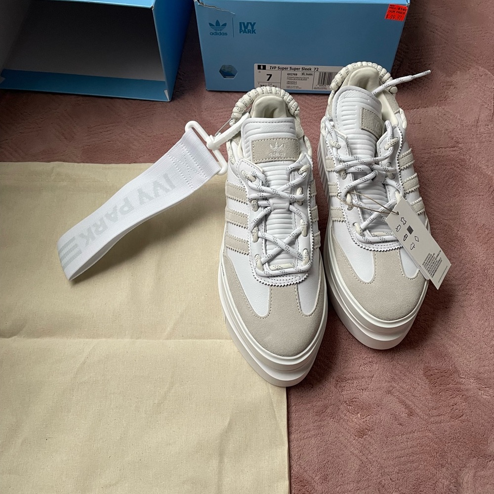 NWT Adidas super super sleek x Ivy Park Beyoncé sneakers